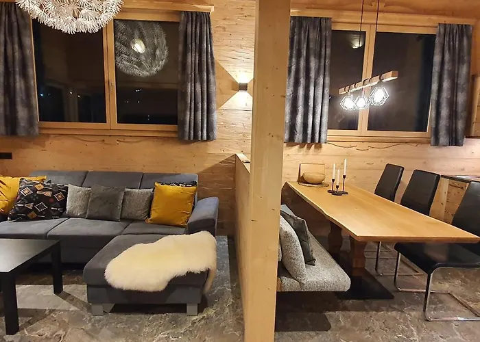 阿尔特穆勒公寓 *